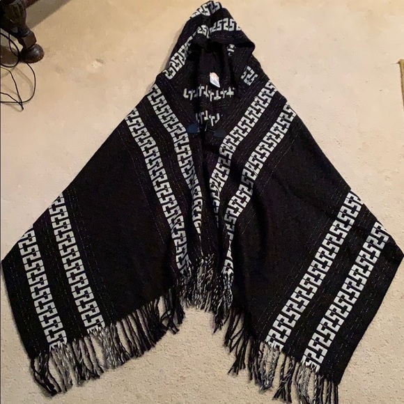 Free People hooded fringe poncho - Picture 2 of 6